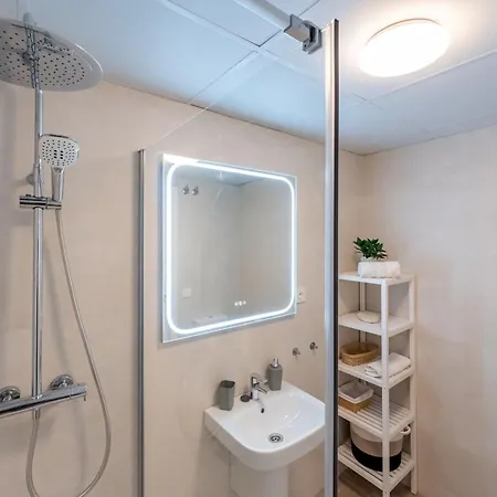 Bright & Modern Pacos Retreat - 3 Bedroom - Pass The Keys